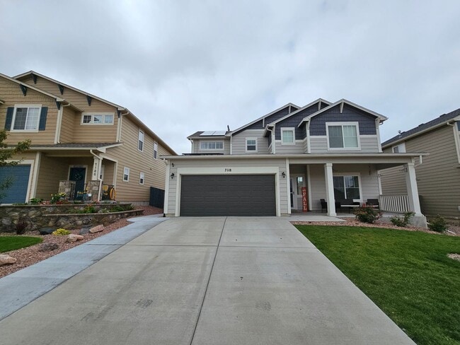 Building Photo - 3 Bed 3 bath house in The Glen At Widefield!
