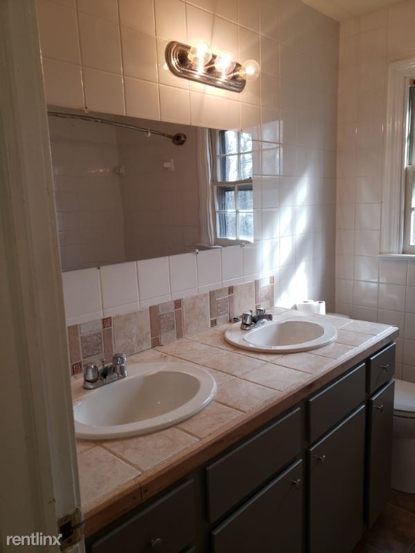 Building Photo - 1 br, 1 bath House - 725 S Providence Rd