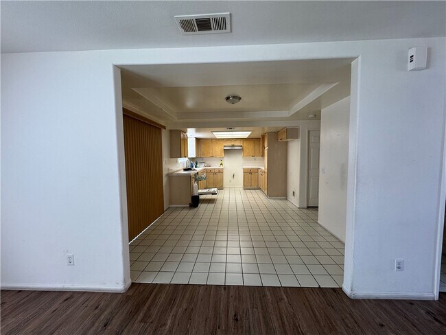 Building Photo - 3822 Grace Ave
