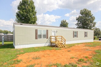 Building Photo - 295 Seays Rd