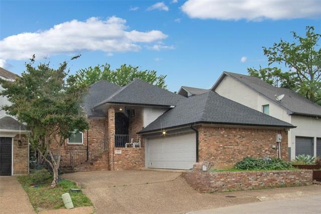 Foto principal - 9131 Valley Chapel Ln