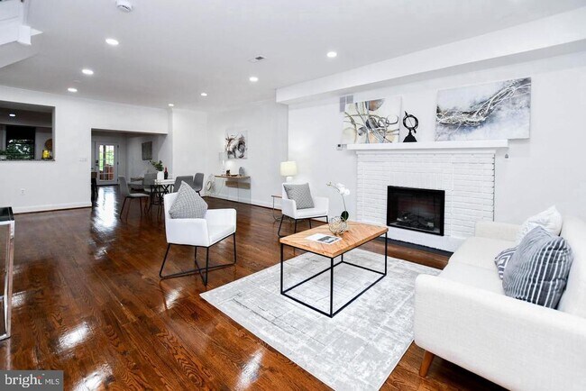 Foto del edificio - 4504 New Hampshire Ave NW