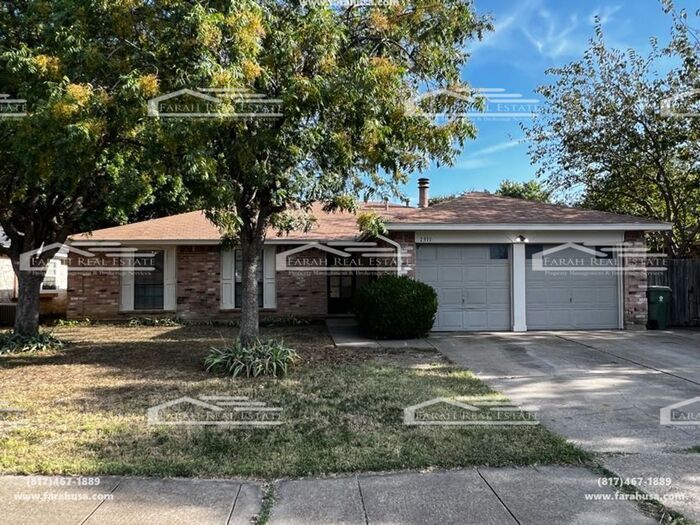 Primary Photo - 4 bedroom 2 bathroom Home Available Now!