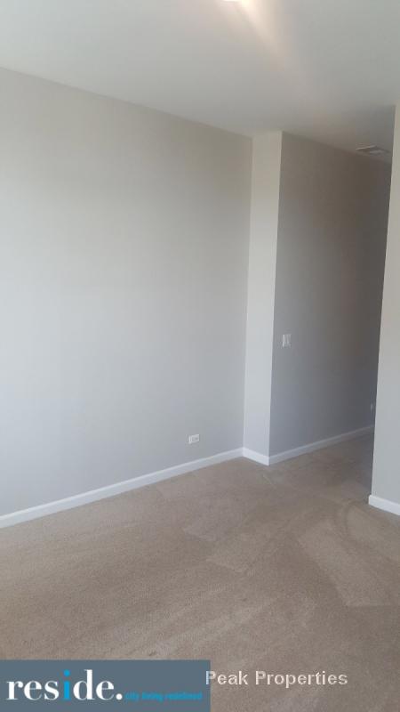 Building Photo - 2010 W Pierce Ave