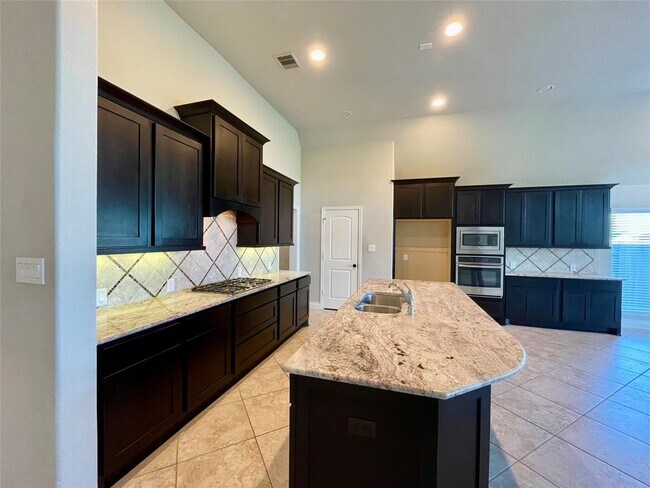 Foto del edificio - 3323 Chandler Hollow Ln