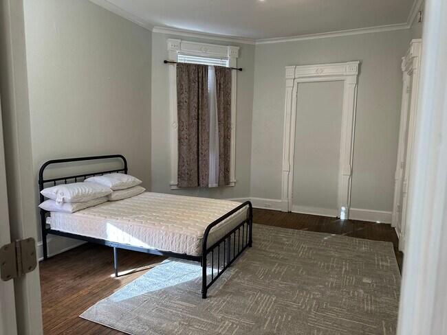 Foto del edificio - 624 Jefferson Ave