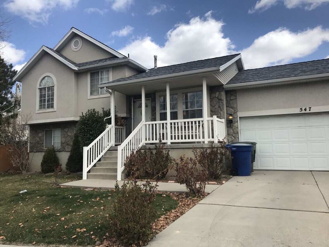 Primary Photo - 5 Bed/4 Bath House For Rent in SLC!!!