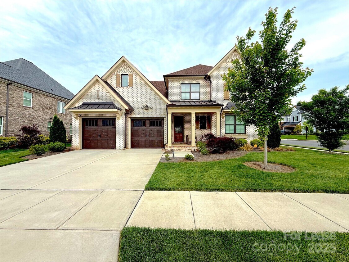 Primary Photo - 3066 Belden Dr