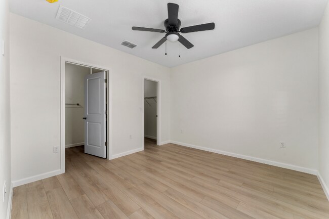 Foto del edificio - 2535 Slim Haywood Ave