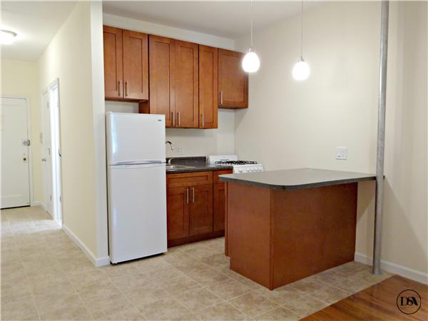 Foto del edificio - 315 E 5th St