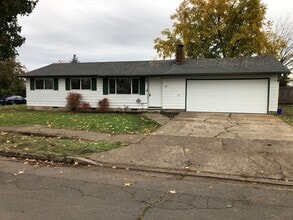 Building Photo - 1167 Quinalt St