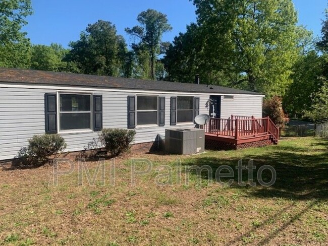 Building Photo - 304 Hiller Rd