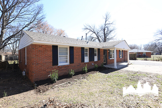 Building Photo - 4396 Millbranch Rd