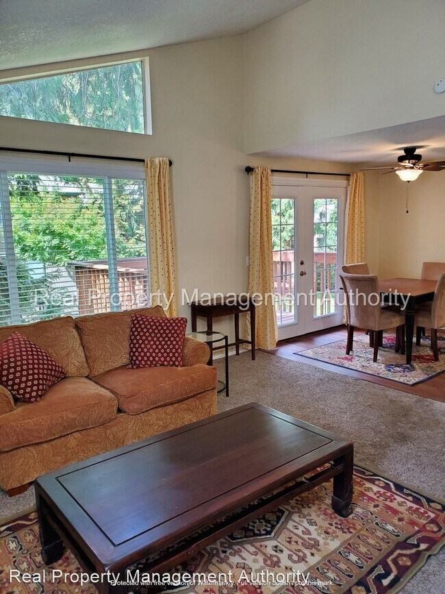 Foto del edificio - 2 br, 1 bath House - 1500 NE 72nd. St. #2