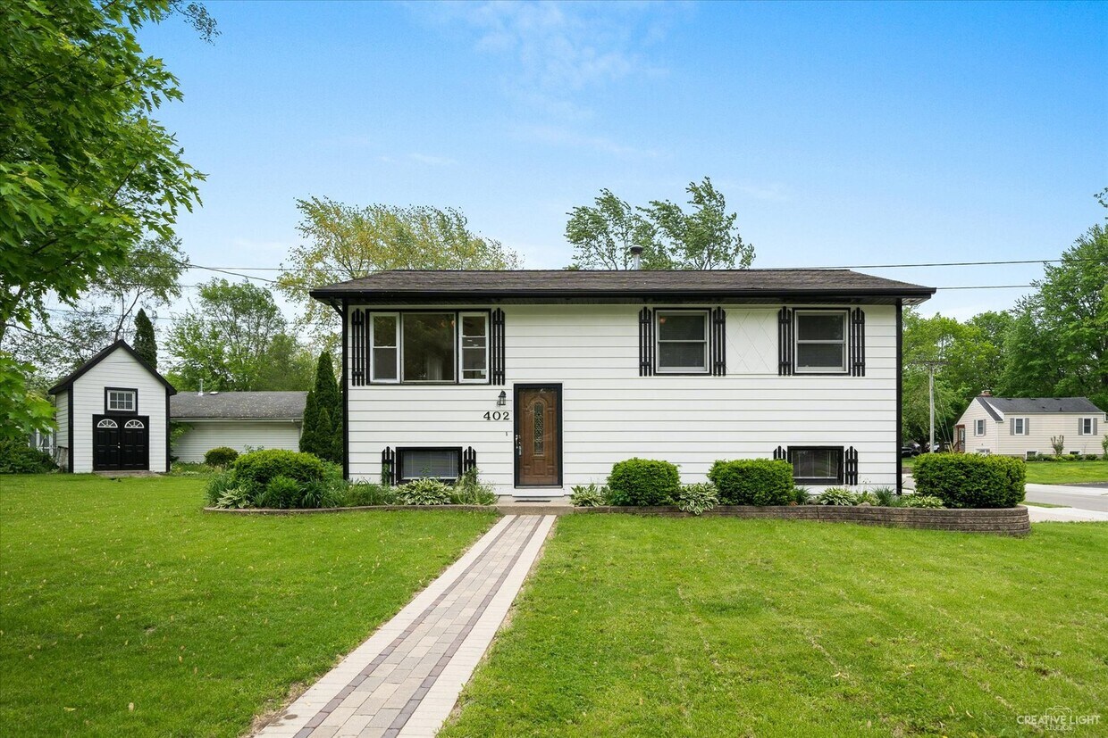 402 E Park St, Plano, IL 60545 House Rental in Plano, IL