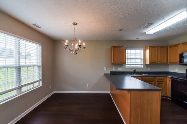 Building Photo - 1548 Destiny Dr