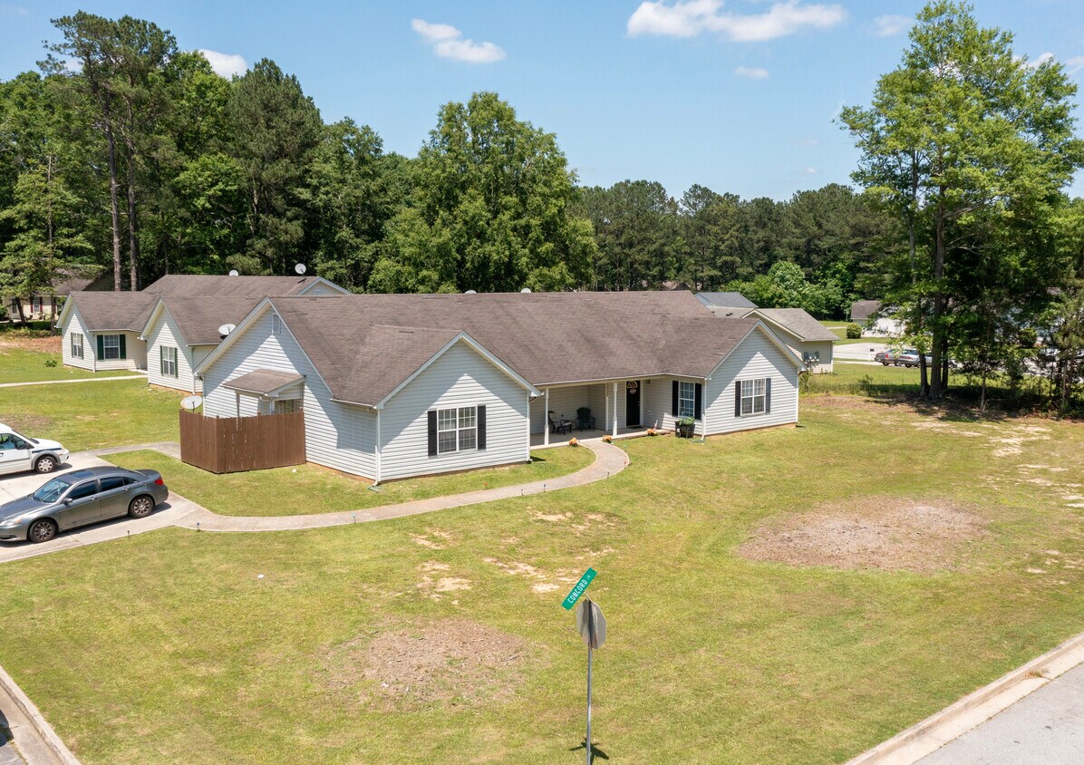 Building Photo - 8837 Freedom Way