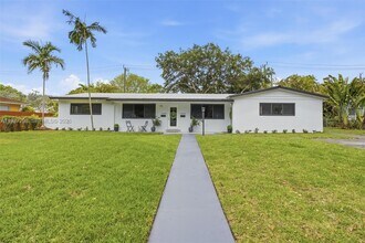 Building Photo - 11434 SW 81st Rd