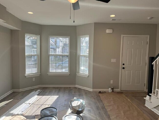 Foto del edificio - Shelby Park 3 bed 1.5 bath New Construction !