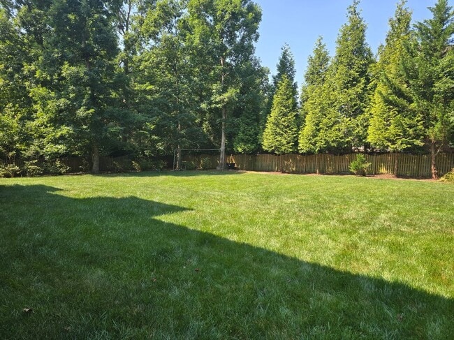 Building Photo - 2017 Grey Oaks Park Ln