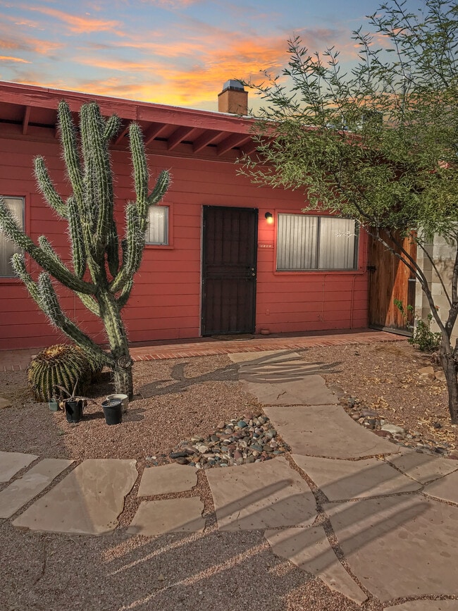 front door - 1317 E Adams St House