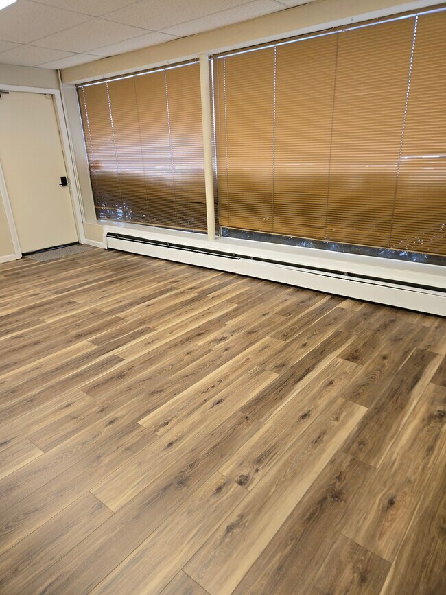 Foto del edificio - 639 Pawling Ave