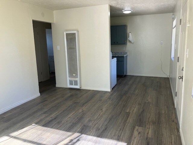 Building Photo - 5405 Morrow Dr