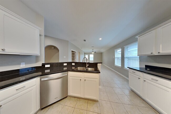 Foto del edificio - 32331 Summer Park Ln