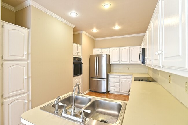 Photo - 148 Cobblestone Row Apartment