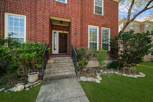 Foto del edificio - 510 Wildberry Ct