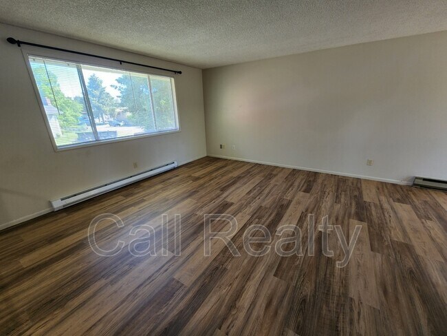 Foto del edificio - 13016 E 31st Ave