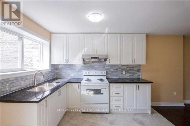 Building Photo - 43 Wolseley St