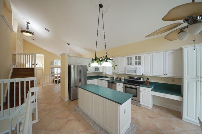 Foto del edificio - 1395 NW 155th Ln