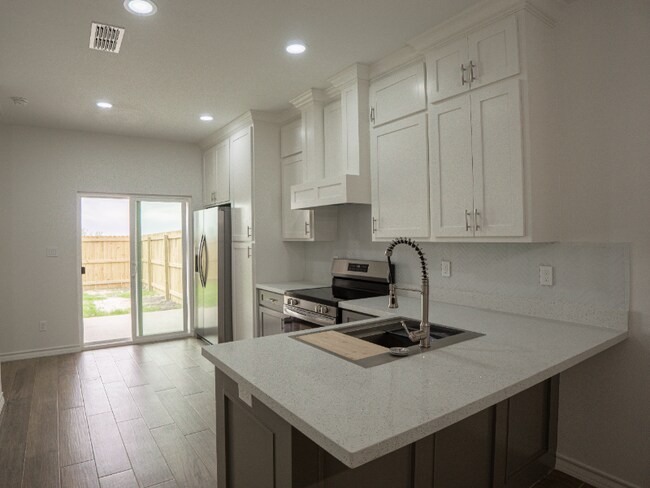 Foto del edificio - 4310 Escondido Ln