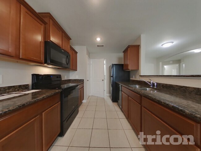 Building Photo - 604 Totem Trail Dr