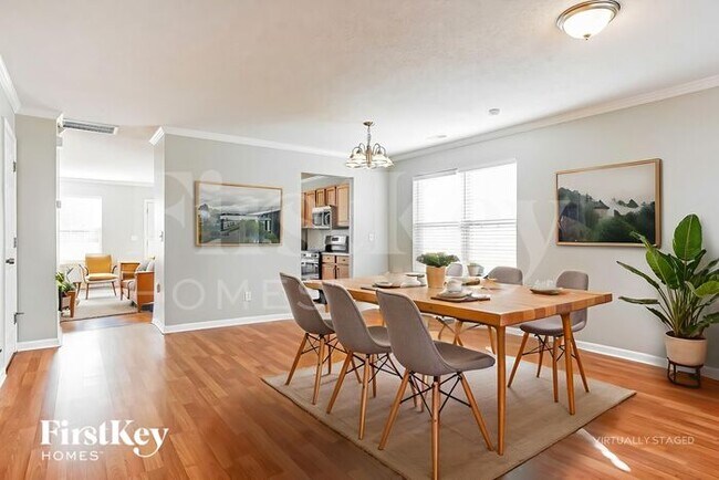 Foto del edificio - 7264 Great Laurel Dr