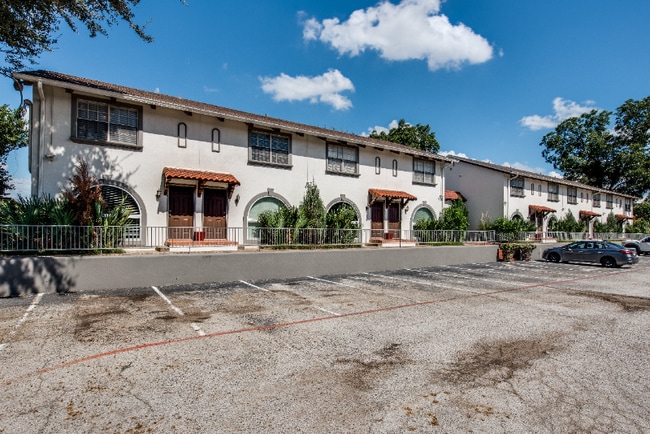 Photo - 4214 Rawlins St Apartment