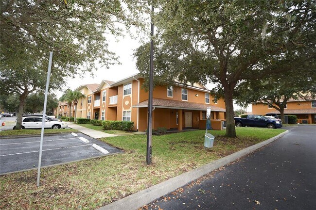 Foto del edificio - 4600 E Moody Blvd