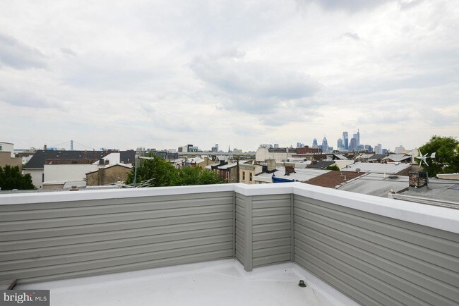 Foto del edificio - 158 W Thompson St