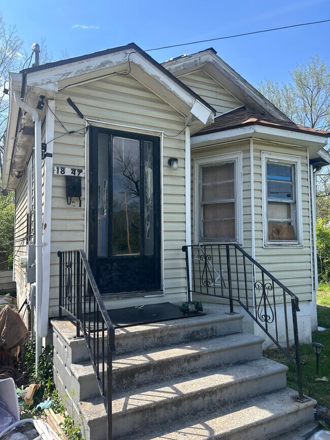 Building Photo - 1847 N 56th St