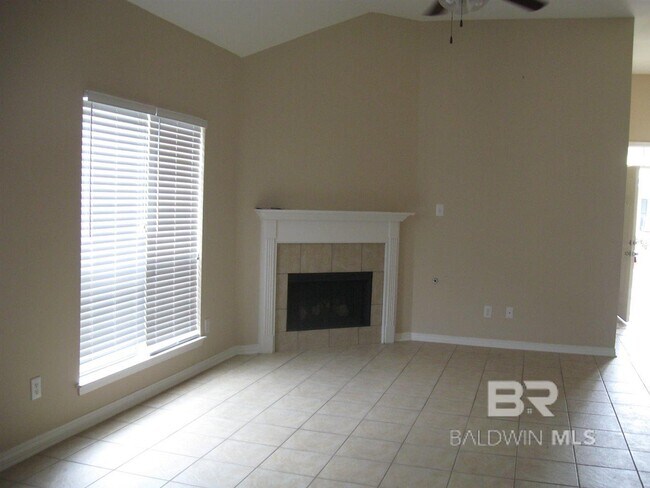 Foto del edificio - 29956 St Barbara St