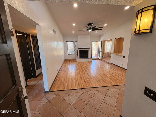 Foto del edificio - 7148 Villa Hermosa Dr