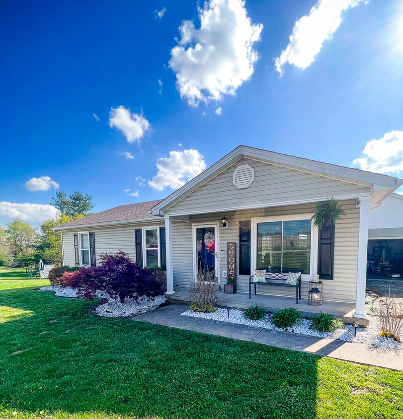 Foto principal - 1009 Ravenwood Dr