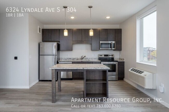 Building Photo - 1 Bedroom Apartment for Rent in Richfield!...