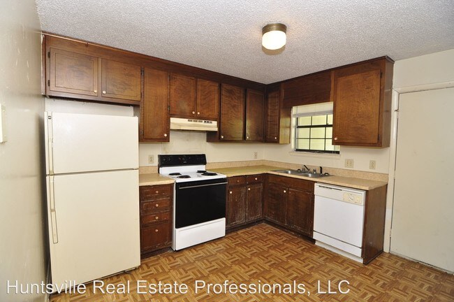 Foto del edificio - 4524 Bonnell Dr NW