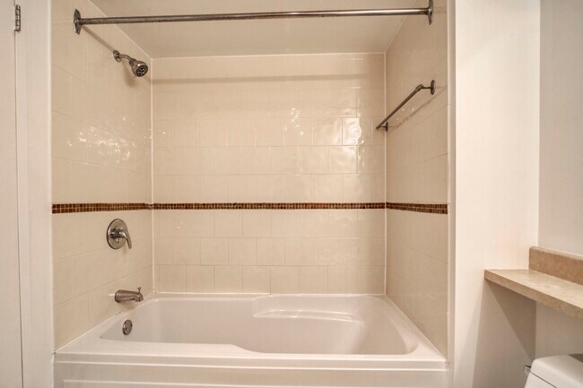 Building Photo - 2700 Rufus Rockhead