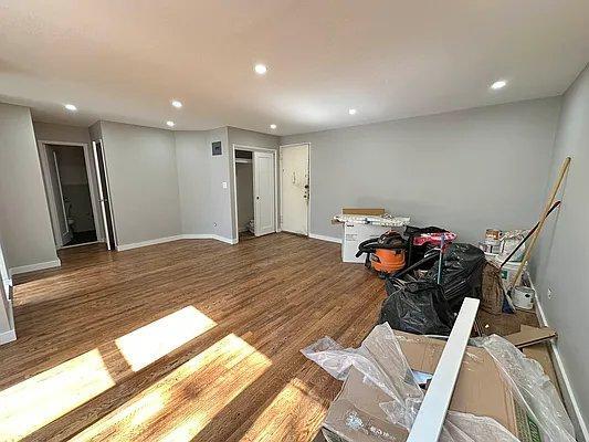 Building Photo - 1 bedroom in BRONX NY 10471