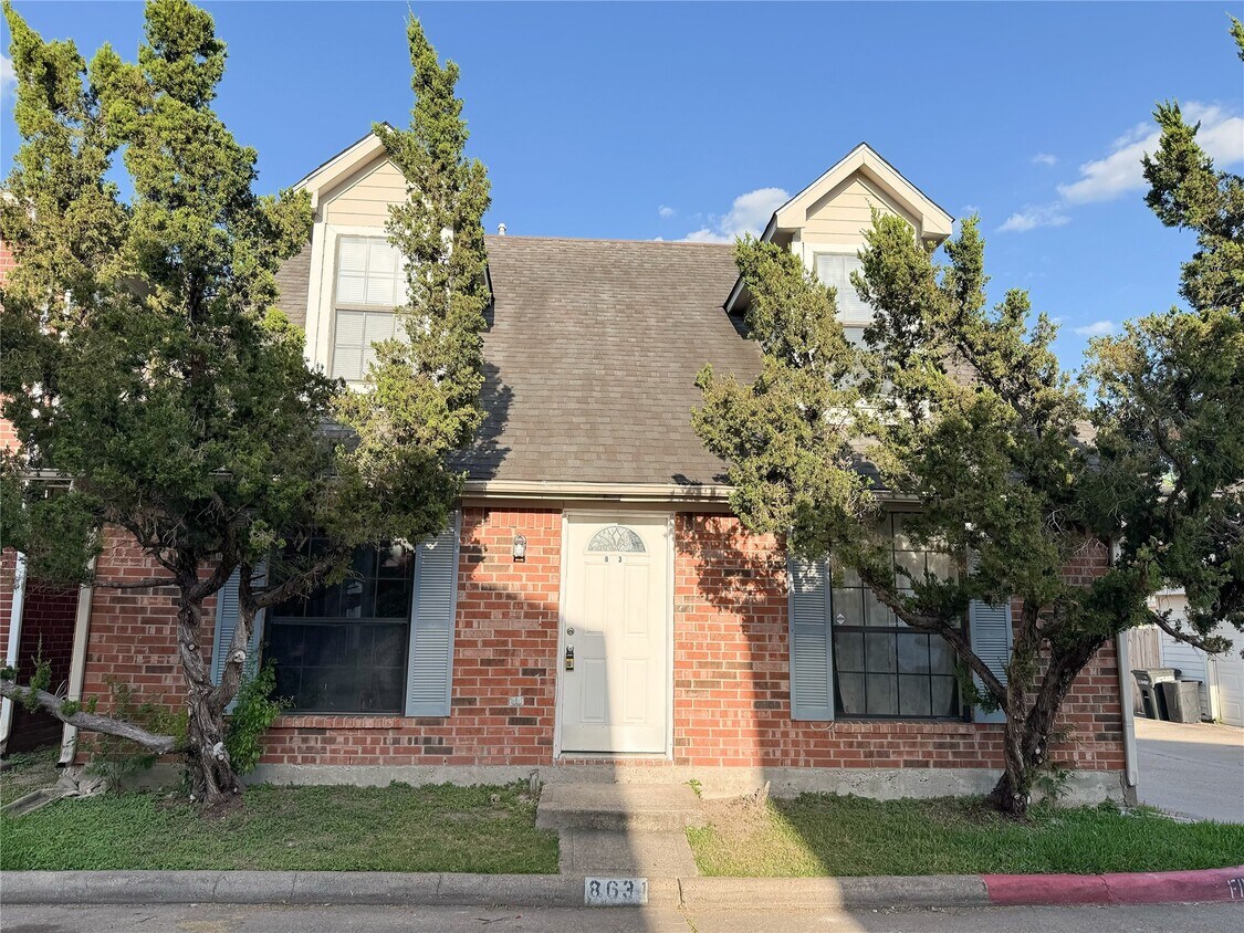 Foto principal - 8631 Mapletwist St