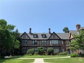 Building Photo - 468 Whitney Ave