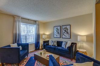 Building Photo - The Estates At Lafayette Square